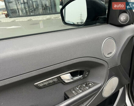 Сірий Ленд Ровер Рендж Ровер Евок, об'ємом двигуна 2 л та пробігом 110 тис. км за 18750 $, фото 14 на Automoto.ua