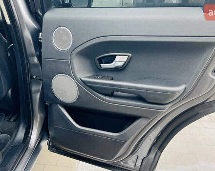 Сірий Ленд Ровер Рендж Ровер Евок, об'ємом двигуна 2 л та пробігом 220 тис. км за 13300 $, фото 59 на Automoto.ua