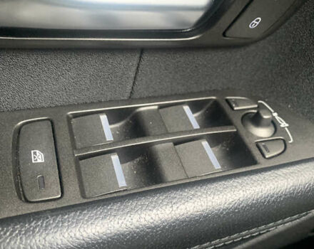 Серый Ленд Ровер Рендж Ровер Эвок, объемом двигателя 2 л и пробегом 117 тыс. км за 17650 $, фото 17 на Automoto.ua