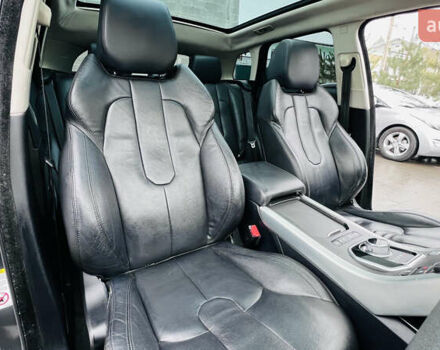 Сірий Ленд Ровер Рендж Ровер Евок, об'ємом двигуна 2 л та пробігом 220 тис. км за 13300 $, фото 82 на Automoto.ua