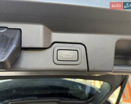 Сірий Ленд Ровер Рендж Ровер Евок, об'ємом двигуна 2 л та пробігом 158 тис. км за 17900 $, фото 28 на Automoto.ua