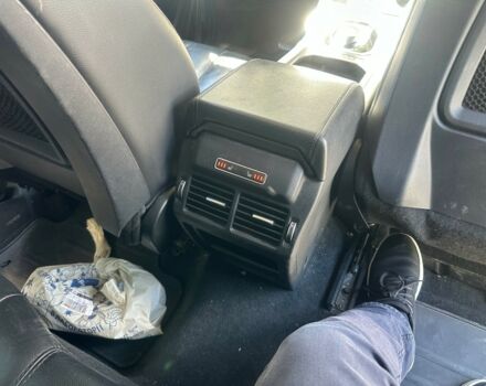 Сірий Ленд Ровер Рендж Ровер Евок, об'ємом двигуна 2 л та пробігом 220 тис. км за 12999 $, фото 9 на Automoto.ua