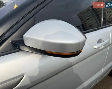 Серый Ленд Ровер Рендж Ровер Эвок, объемом двигателя 2 л и пробегом 249 тыс. км за 17500 $, фото 41 на Automoto.ua