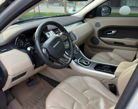 Сірий Ленд Ровер Рендж Ровер Евок, об'ємом двигуна 2 л та пробігом 205 тис. км за 16300 $, фото 14 на Automoto.ua