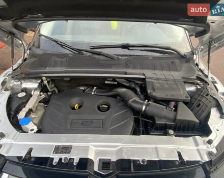 Сірий Ленд Ровер Рендж Ровер Евок, об'ємом двигуна 2 л та пробігом 110 тис. км за 18999 $, фото 20 на Automoto.ua