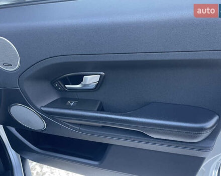 Сірий Ленд Ровер Рендж Ровер Евок, об'ємом двигуна 2 л та пробігом 104 тис. км за 17800 $, фото 21 на Automoto.ua