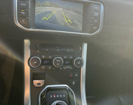 Сірий Ленд Ровер Рендж Ровер Евок, об'ємом двигуна 2 л та пробігом 104 тис. км за 18700 $, фото 24 на Automoto.ua