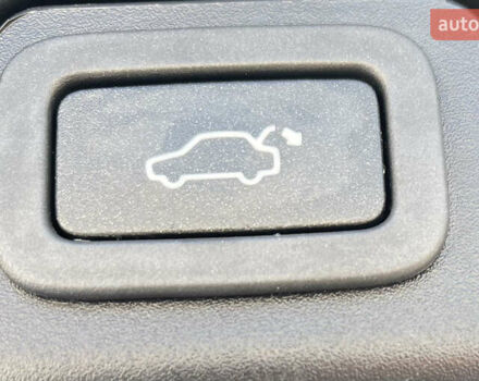 Сірий Ленд Ровер Рендж Ровер Евок, об'ємом двигуна 2 л та пробігом 104 тис. км за 17800 $, фото 35 на Automoto.ua