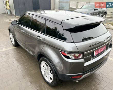 Сірий Ленд Ровер Рендж Ровер Евок, об'ємом двигуна 2 л та пробігом 220 тис. км за 13300 $, фото 24 на Automoto.ua