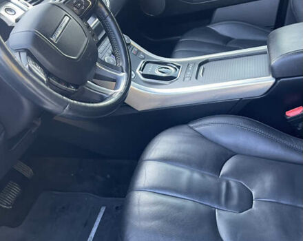 Сірий Ленд Ровер Рендж Ровер Евок, об'ємом двигуна 2 л та пробігом 104 тис. км за 17800 $, фото 16 на Automoto.ua