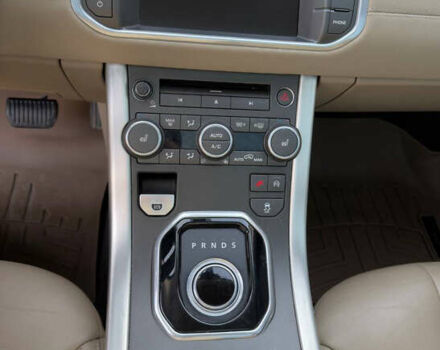 Сірий Ленд Ровер Рендж Ровер Евок, об'ємом двигуна 2 л та пробігом 205 тис. км за 16300 $, фото 13 на Automoto.ua