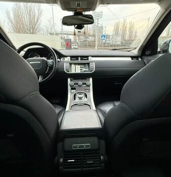 Сірий Ленд Ровер Рендж Ровер Евок, об'ємом двигуна 2 л та пробігом 164 тис. км за 19900 $, фото 44 на Automoto.ua