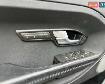 Сірий Ленд Ровер Рендж Ровер Евок, об'ємом двигуна 2 л та пробігом 220 тис. км за 13300 $, фото 67 на Automoto.ua