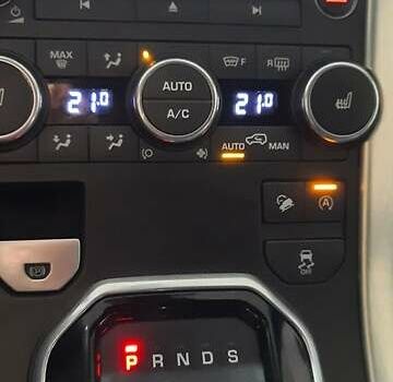 Серый Ленд Ровер Рендж Ровер Эвок, объемом двигателя 2 л и пробегом 126 тыс. км за 24850 $, фото 15 на Automoto.ua