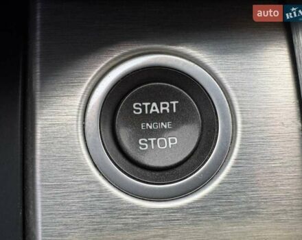 Сірий Ленд Ровер Рендж Ровер Евок, об'ємом двигуна 2 л та пробігом 142 тис. км за 22490 $, фото 23 на Automoto.ua