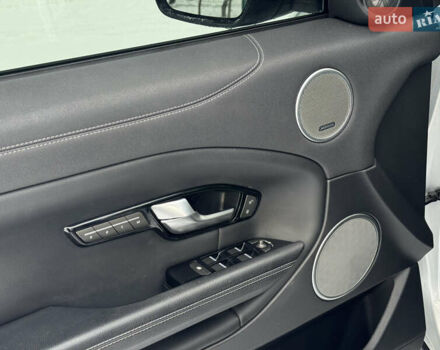 Сірий Ленд Ровер Рендж Ровер Евок, об'ємом двигуна 2 л та пробігом 89 тис. км за 18500 $, фото 37 на Automoto.ua