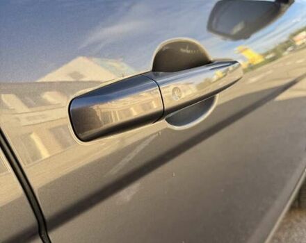 Сірий Ленд Ровер Рендж Ровер Евок, об'ємом двигуна 2 л та пробігом 177 тис. км за 20250 $, фото 20 на Automoto.ua