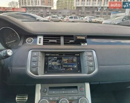 Сірий Ленд Ровер Рендж Ровер Евок, об'ємом двигуна 2 л та пробігом 179 тис. км за 18750 $, фото 12 на Automoto.ua
