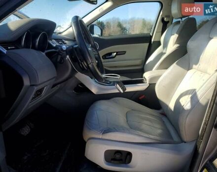 Серый Ленд Ровер Рендж Ровер Эвок, объемом двигателя 2 л и пробегом 122 тыс. км за 4300 $, фото 6 на Automoto.ua