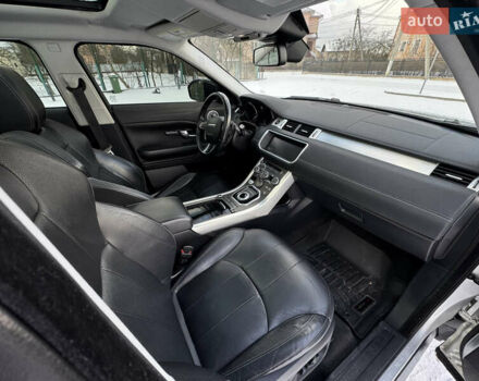 Сірий Ленд Ровер Рендж Ровер Евок, об'ємом двигуна 2 л та пробігом 89 тис. км за 18500 $, фото 56 на Automoto.ua