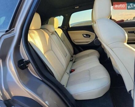 Сірий Ленд Ровер Рендж Ровер Евок, об'ємом двигуна 2 л та пробігом 124 тис. км за 2500 $, фото 8 на Automoto.ua