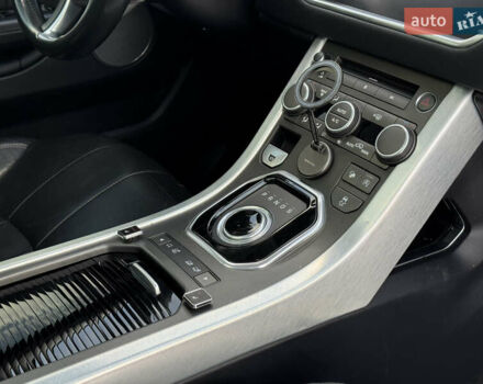 Сірий Ленд Ровер Рендж Ровер Евок, об'ємом двигуна 2 л та пробігом 89 тис. км за 18500 $, фото 59 на Automoto.ua