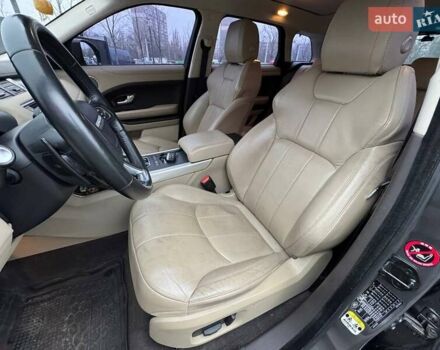 Сірий Ленд Ровер Рендж Ровер Евок, об'ємом двигуна 2 л та пробігом 142 тис. км за 18990 $, фото 7 на Automoto.ua