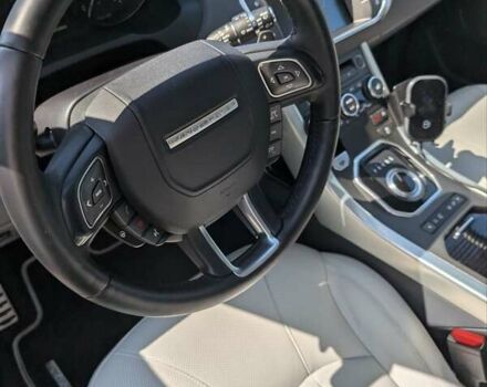 Сірий Ленд Ровер Рендж Ровер Евок, об'ємом двигуна 2 л та пробігом 136 тис. км за 21500 $, фото 16 на Automoto.ua