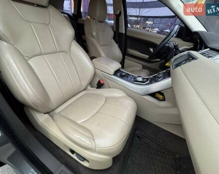 Сірий Ленд Ровер Рендж Ровер Евок, об'ємом двигуна 2 л та пробігом 142 тис. км за 22490 $, фото 10 на Automoto.ua