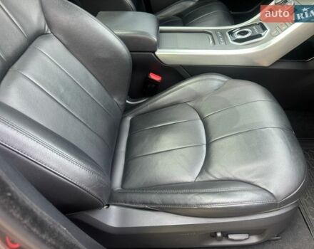 Сірий Ленд Ровер Рендж Ровер Евок, об'ємом двигуна 2.18 л та пробігом 104 тис. км за 19500 $, фото 36 на Automoto.ua