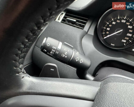 Серый Ленд Ровер Рендж Ровер Эвок, объемом двигателя 2.2 л и пробегом 99 тыс. км за 19999 $, фото 34 на Automoto.ua