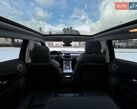 Сірий Ленд Ровер Рендж Ровер Евок, об'ємом двигуна 2 л та пробігом 89 тис. км за 18500 $, фото 51 на Automoto.ua