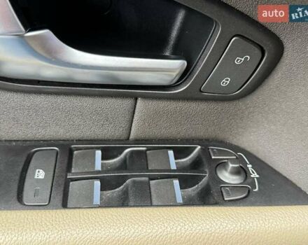 Сірий Ленд Ровер Рендж Ровер Евок, об'ємом двигуна 2 л та пробігом 142 тис. км за 22490 $, фото 16 на Automoto.ua