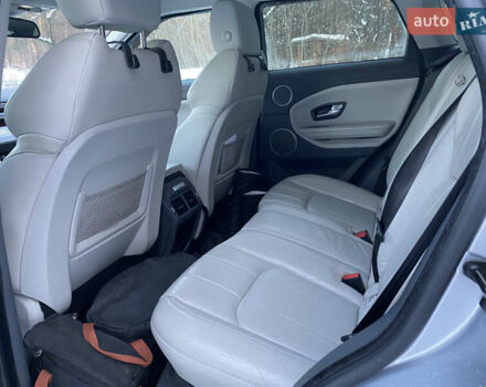 Сірий Ленд Ровер Рендж Ровер Евок, об'ємом двигуна 2 л та пробігом 125 тис. км за 17300 $, фото 11 на Automoto.ua