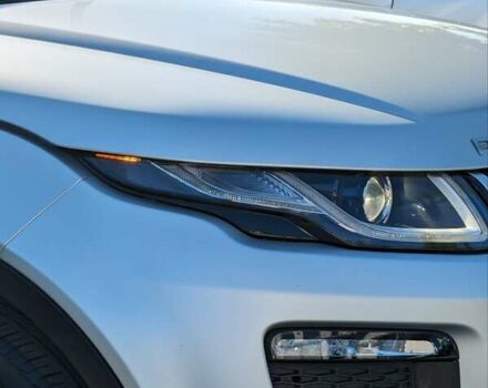 Сірий Ленд Ровер Рендж Ровер Евок, об'ємом двигуна 2 л та пробігом 136 тис. км за 21500 $, фото 6 на Automoto.ua