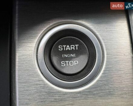 Сірий Ленд Ровер Рендж Ровер Евок, об'ємом двигуна 2 л та пробігом 142 тис. км за 17990 $, фото 23 на Automoto.ua