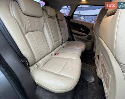 Сірий Ленд Ровер Рендж Ровер Евок, об'ємом двигуна 2 л та пробігом 142 тис. км за 18990 $, фото 9 на Automoto.ua