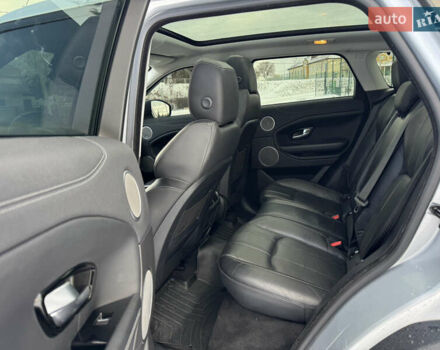 Сірий Ленд Ровер Рендж Ровер Евок, об'ємом двигуна 2 л та пробігом 89 тис. км за 18500 $, фото 42 на Automoto.ua