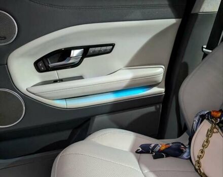 Сірий Ленд Ровер Рендж Ровер Евок, об'ємом двигуна 2 л та пробігом 136 тис. км за 21500 $, фото 34 на Automoto.ua