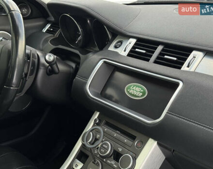 Сірий Ленд Ровер Рендж Ровер Евок, об'ємом двигуна 2 л та пробігом 89 тис. км за 18500 $, фото 60 на Automoto.ua