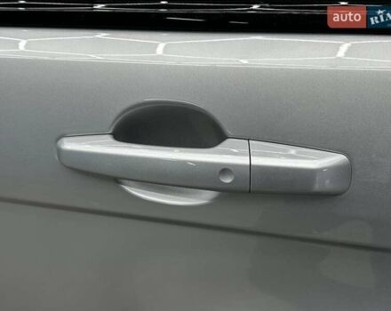 Серый Ленд Ровер Рендж Ровер Эвок, объемом двигателя 2 л и пробегом 158 тыс. км за 18800 $, фото 5 на Automoto.ua