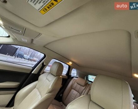 Сірий Ленд Ровер Рендж Ровер Евок, об'ємом двигуна 2 л та пробігом 142 тис. км за 17990 $, фото 20 на Automoto.ua