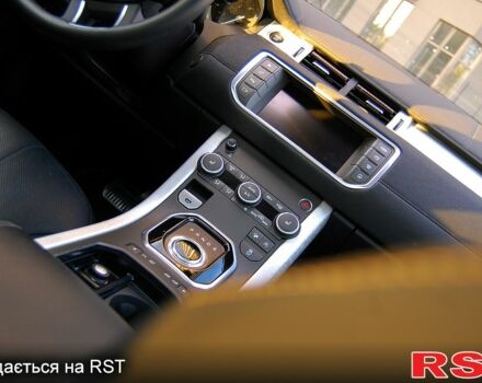 Серый Ленд Ровер Рендж Ровер Эвок, объемом двигателя 2 л и пробегом 156 тыс. км за 20000 $, фото 4 на Automoto.ua