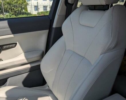 Сірий Ленд Ровер Рендж Ровер Евок, об'ємом двигуна 2 л та пробігом 136 тис. км за 21500 $, фото 17 на Automoto.ua