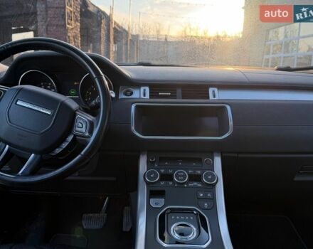 Сірий Ленд Ровер Рендж Ровер Евок, об'ємом двигуна 2 л та пробігом 88 тис. км за 20500 $, фото 19 на Automoto.ua