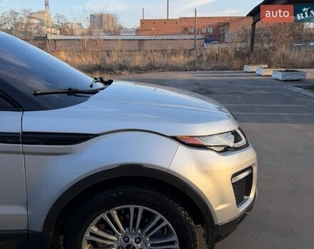 Сірий Ленд Ровер Рендж Ровер Евок, об'ємом двигуна 2 л та пробігом 88 тис. км за 20500 $, фото 7 на Automoto.ua