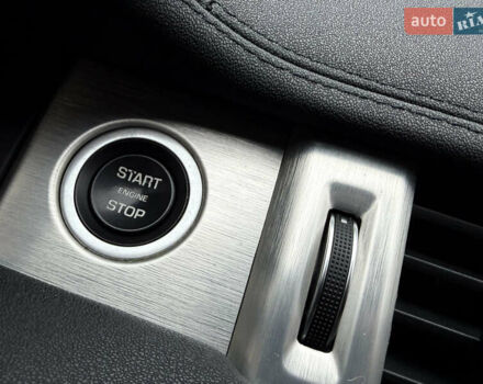 Сірий Ленд Ровер Рендж Ровер Евок, об'ємом двигуна 2 л та пробігом 98 тис. км за 22400 $, фото 31 на Automoto.ua