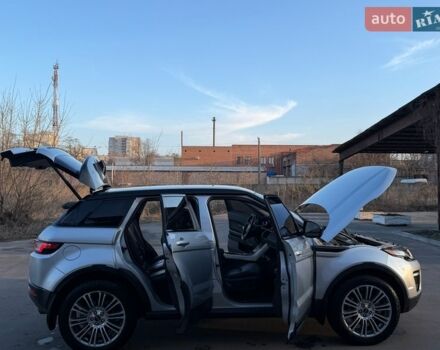 Сірий Ленд Ровер Рендж Ровер Евок, об'ємом двигуна 2 л та пробігом 88 тис. км за 20500 $, фото 32 на Automoto.ua