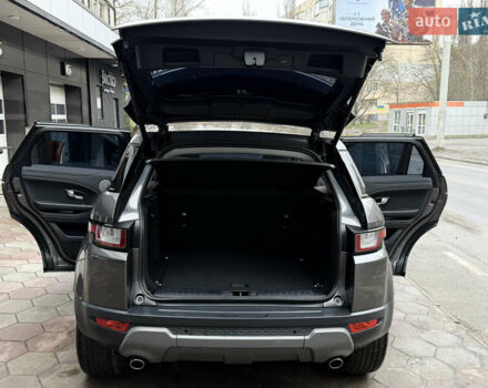 Сірий Ленд Ровер Рендж Ровер Евок, об'ємом двигуна 2 л та пробігом 98 тис. км за 22400 $, фото 25 на Automoto.ua