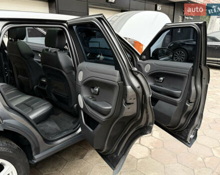 Сірий Ленд Ровер Рендж Ровер Евок, об'ємом двигуна 2 л та пробігом 98 тис. км за 22400 $, фото 36 на Automoto.ua